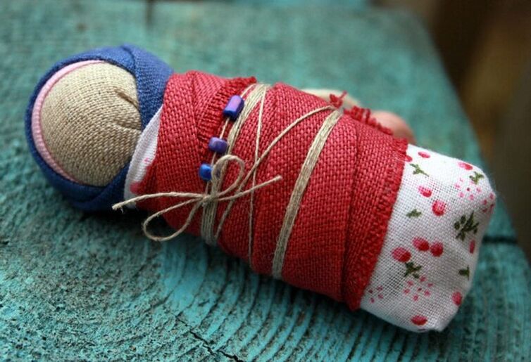 Diaper Popp als Amulett vun der Gesondheet